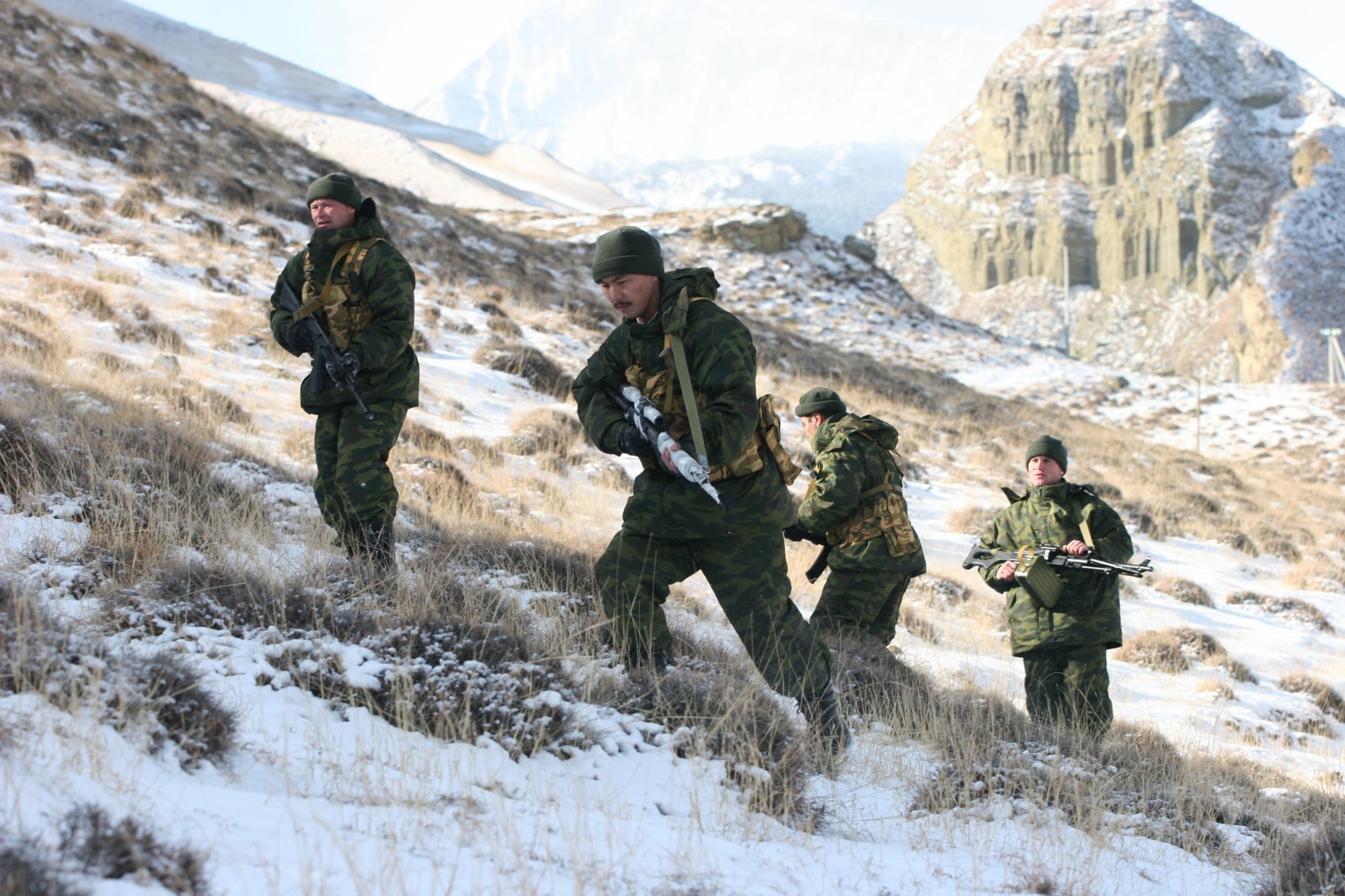 Подразделения спецназа в горах Дагестана