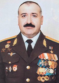 Герой России полковник Инсаханян
